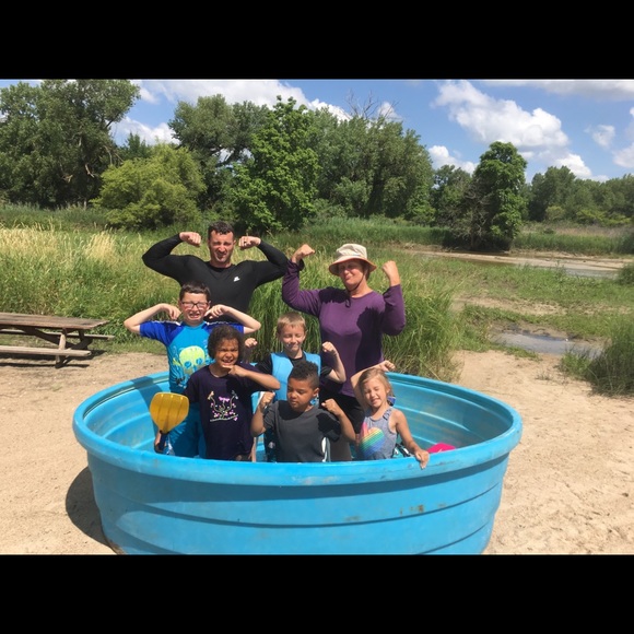 Meet your Posher, Kim - Picture 2 of 8